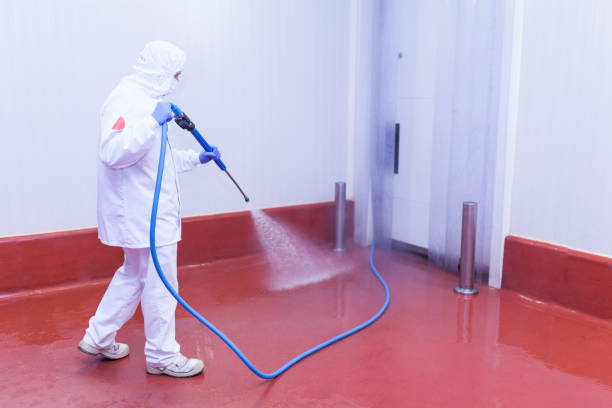 Best Animal Enclosure Cleaning  in Brentwood, PA
